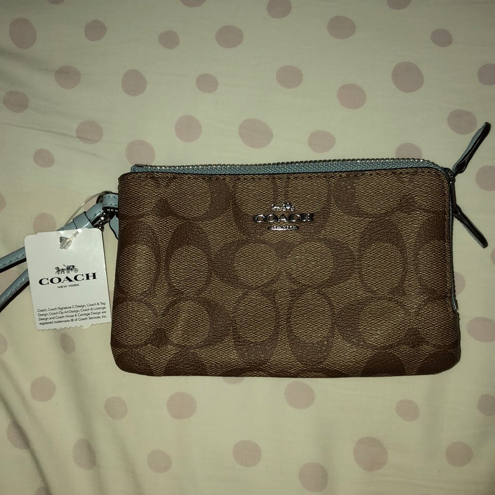 NWT Coach Wristlet!